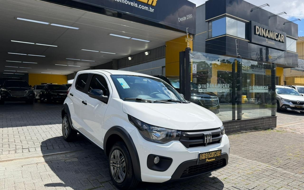 Fiat Mobi LIKE 1.0 Fire Flex 5p. na cor Branco em Curitiba / PR - 930372
