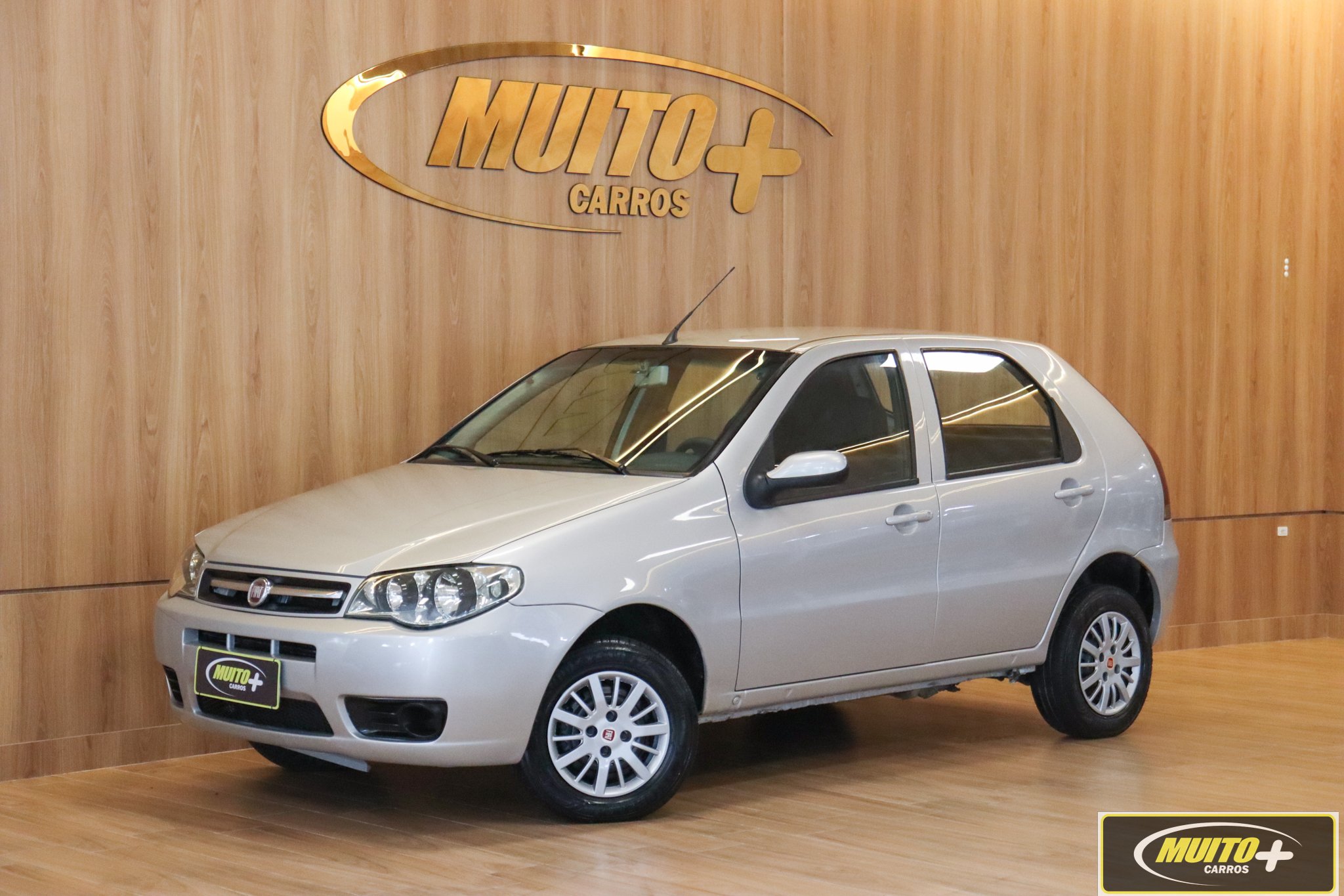 Fiat Palio 1.0 ECONOMY Fire Flex 8V 2p na cor Prata em São José / SC - 930748
