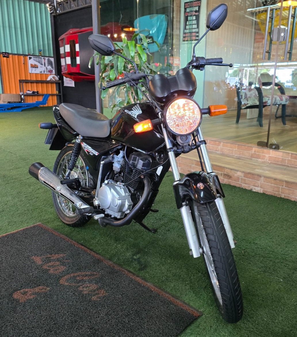 Honda CG 150 TITAN-KS/ TITAN-JOB  na cor Preto no Alvorada / RS - 930812