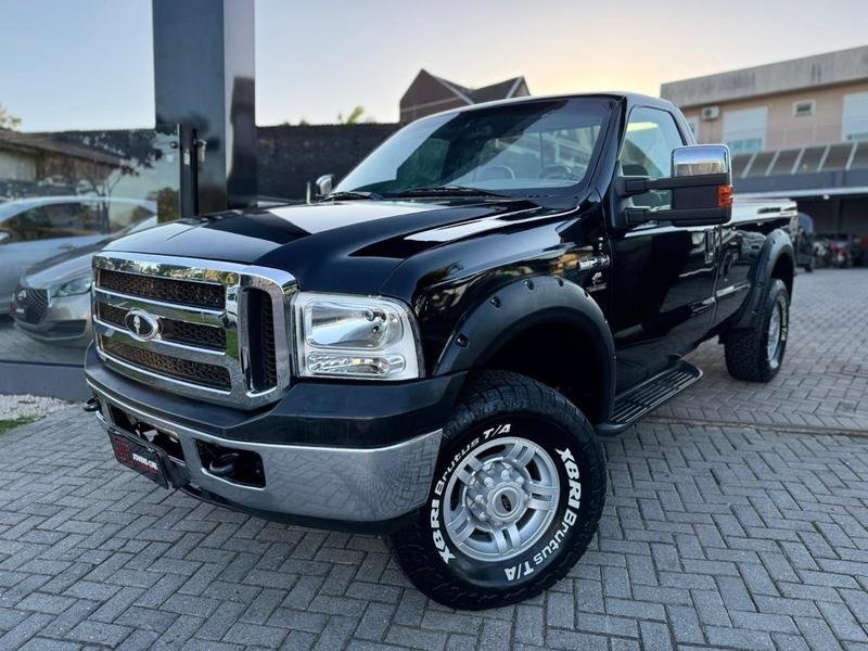 Ford F-250 XLT 3.9 4x4 TB Diesel na cor Preto em Curitiba / PR - 932225