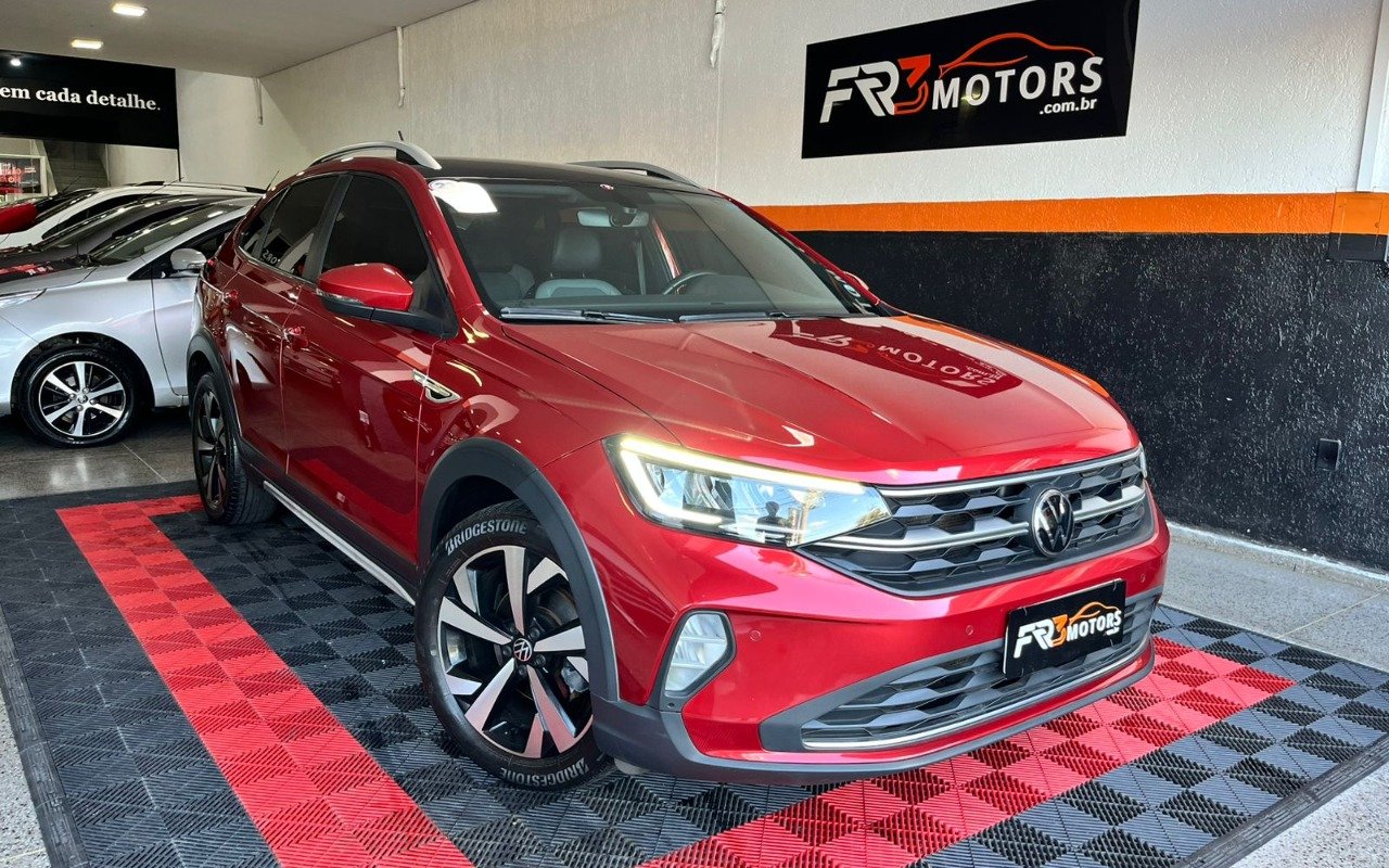 Volkswagen Nivus Highline 1.0 200 TSI Flex Aut. na cor Vermelho no Gravataí / RS - 933129