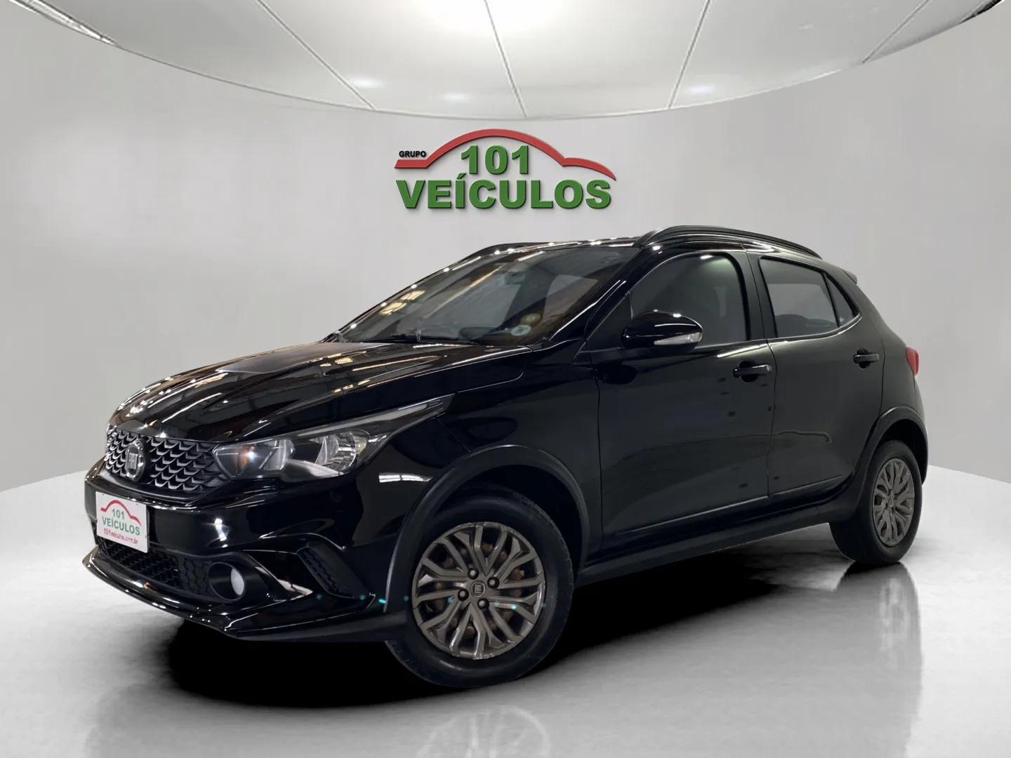 Fiat Argo TREKKING 1.3 8V Flex na cor Preto em São José / SC - 933466