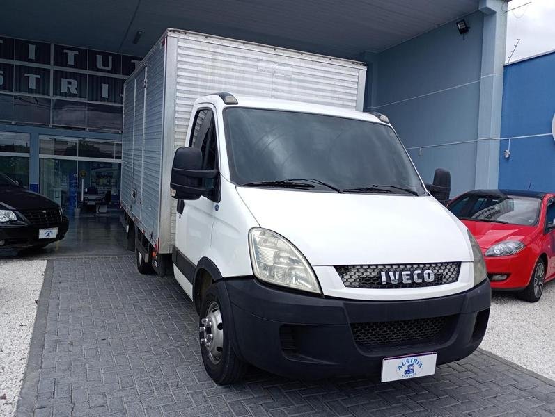 IVECO DAILY CHASSI 55C17 2p (dies.)(E5) na cor Branco em Curitiba / PR - 933624