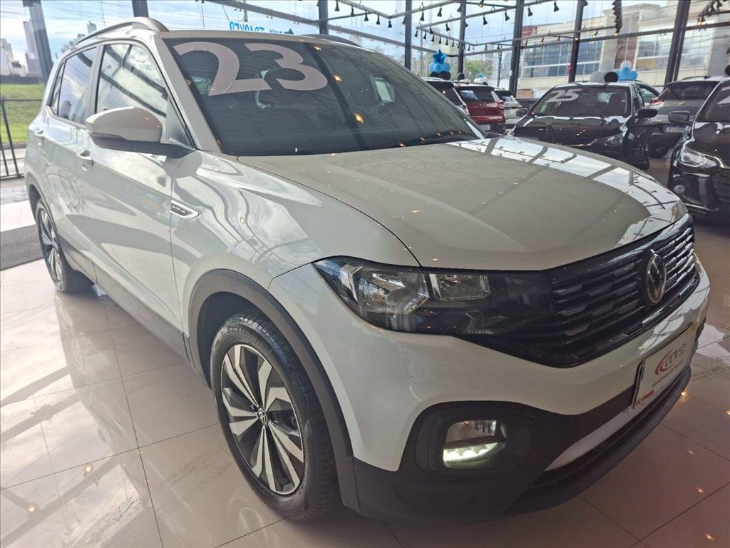 Volkswagen T-Cross Comfor. 200 TSI 1.0 Flex 5p Aut. na cor Branco em Balneário Camboriú / SC - 933648
