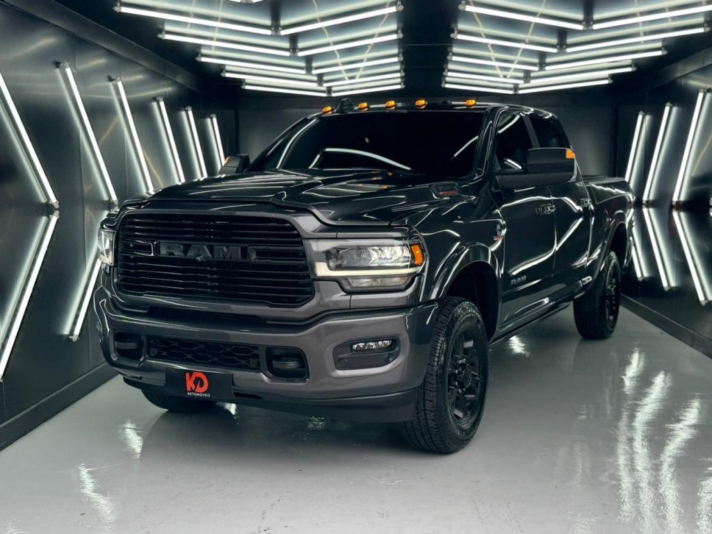 RAM 3500 LARAM.6.7 NIGHT ED.TB CD 4X4 Die. na cor Cinza em Palhoça / SC - 934063