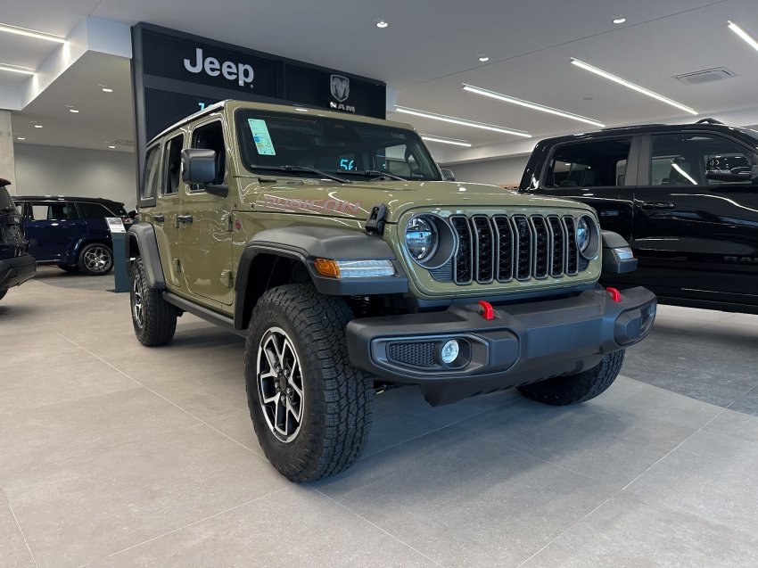 Jeep Wrangler RUBICON 2.0 Turbo 4x4 4p Aut. na cor Verde em Curitiba / PR - 934284