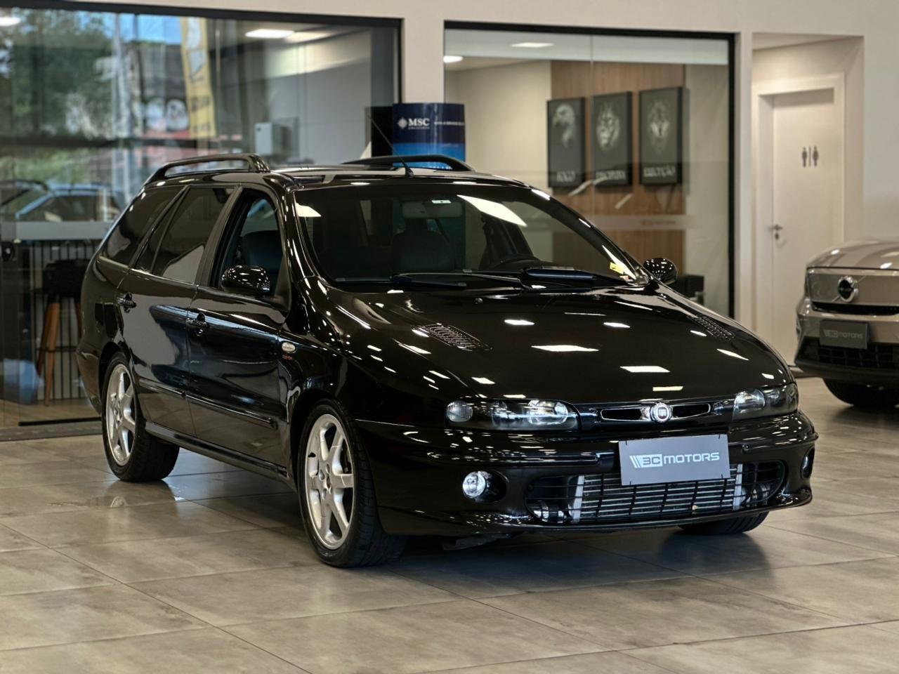 Fiat Marea Weekend Turbo 2.0 20V 4p na cor Preto em Florianópolis / SC - 934303