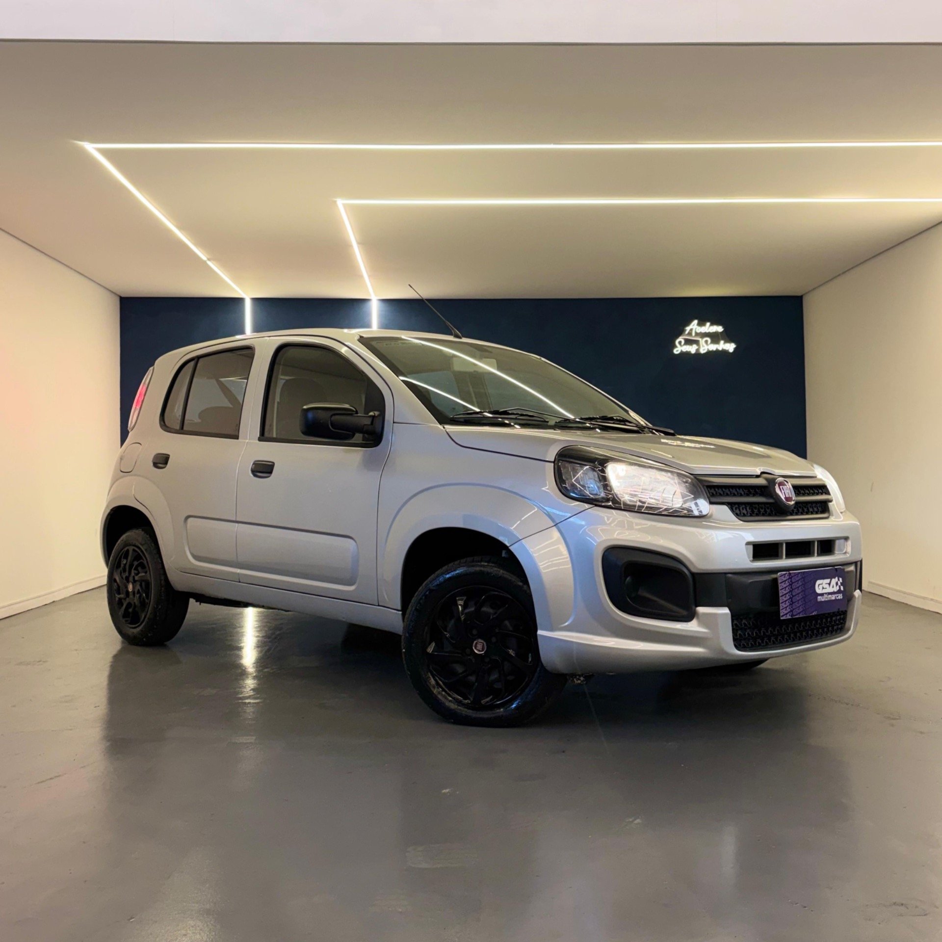 Fiat Uno ATTRACTIVE 1.0 Fire Flex 8V 5p na cor Prata em Sorocaba / SP - 934351