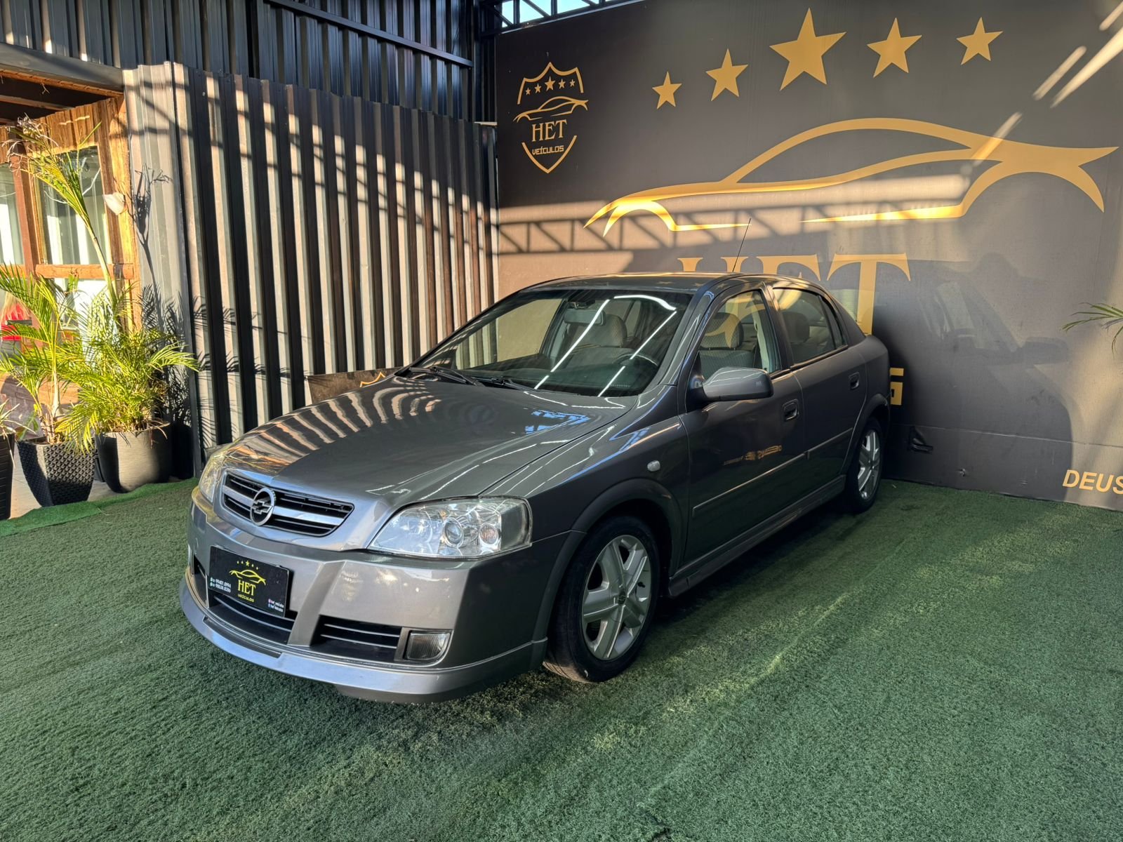 Chevrolet Astra 2.0 8V/ CD 2.0 8V Hatchback 5p Mec na cor Cinza no Canoas / RS - 9346