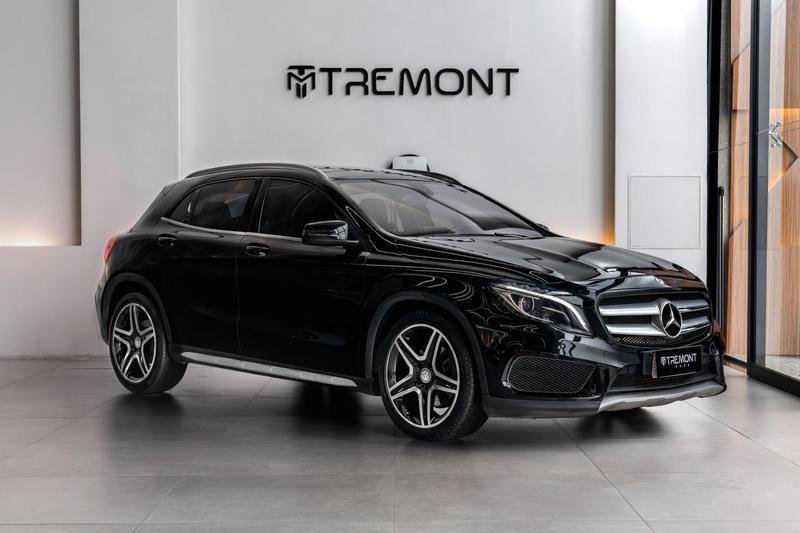 Mercedes-Benz GLA 250 Sport 2.0 TB 16V 4x4 211cv Aut. na cor Preto em Curitiba / PR - 934855