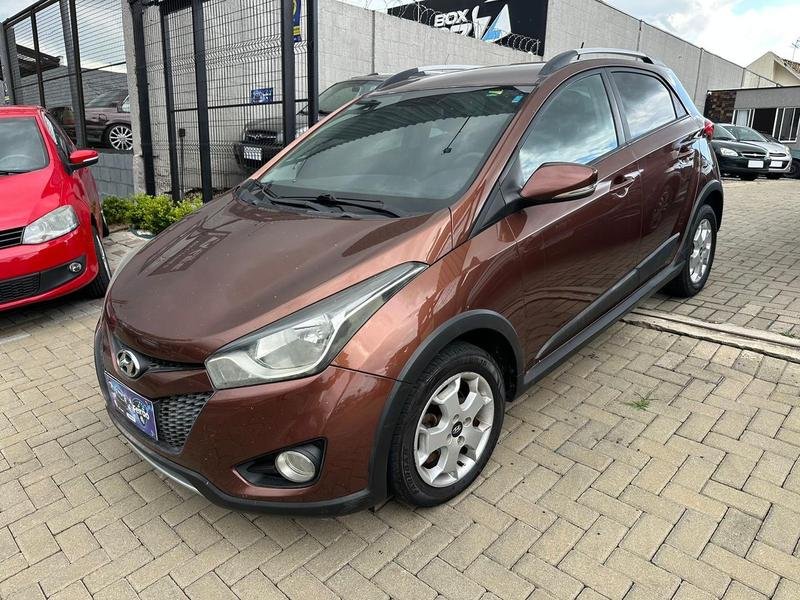 Hyundai HB20X Diamond 1.6 Flex 16V Aut. na cor Marrom em Curitiba / PR - 935041