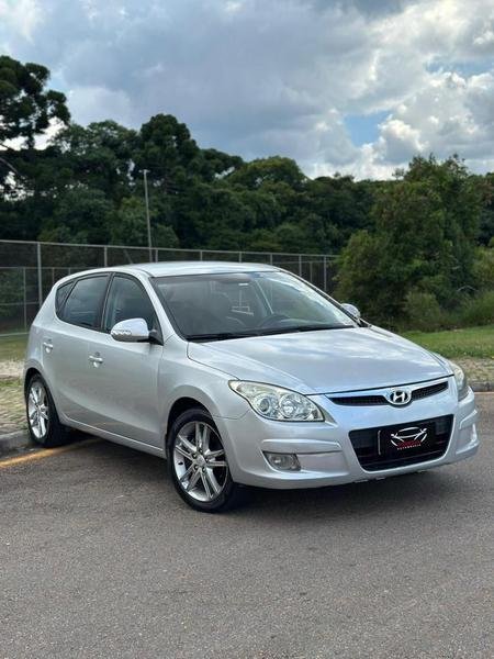 Hyundai i30 2.0 16V 145cv 5p Mec. na cor Prata em Curitiba / PR - 935067