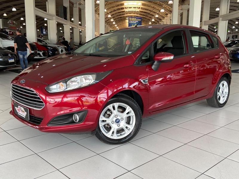 Ford Fiesta 1.6 8V Flex/Class 1.6 8V Flex 5p na cor Vermelho em Curitiba / PR - 935182