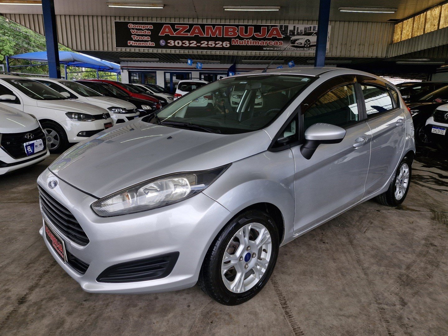 Ford Fiesta 1.5 16V Flex Mec. 5p na cor Prata no Canoas / RS - 935891