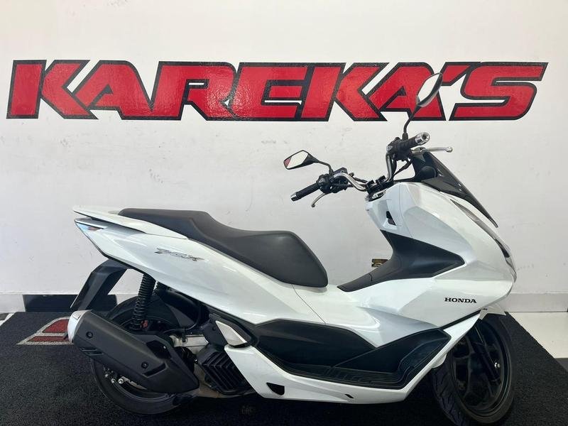 Honda PCX 160  na cor Branco em Curitiba / PR - 936690