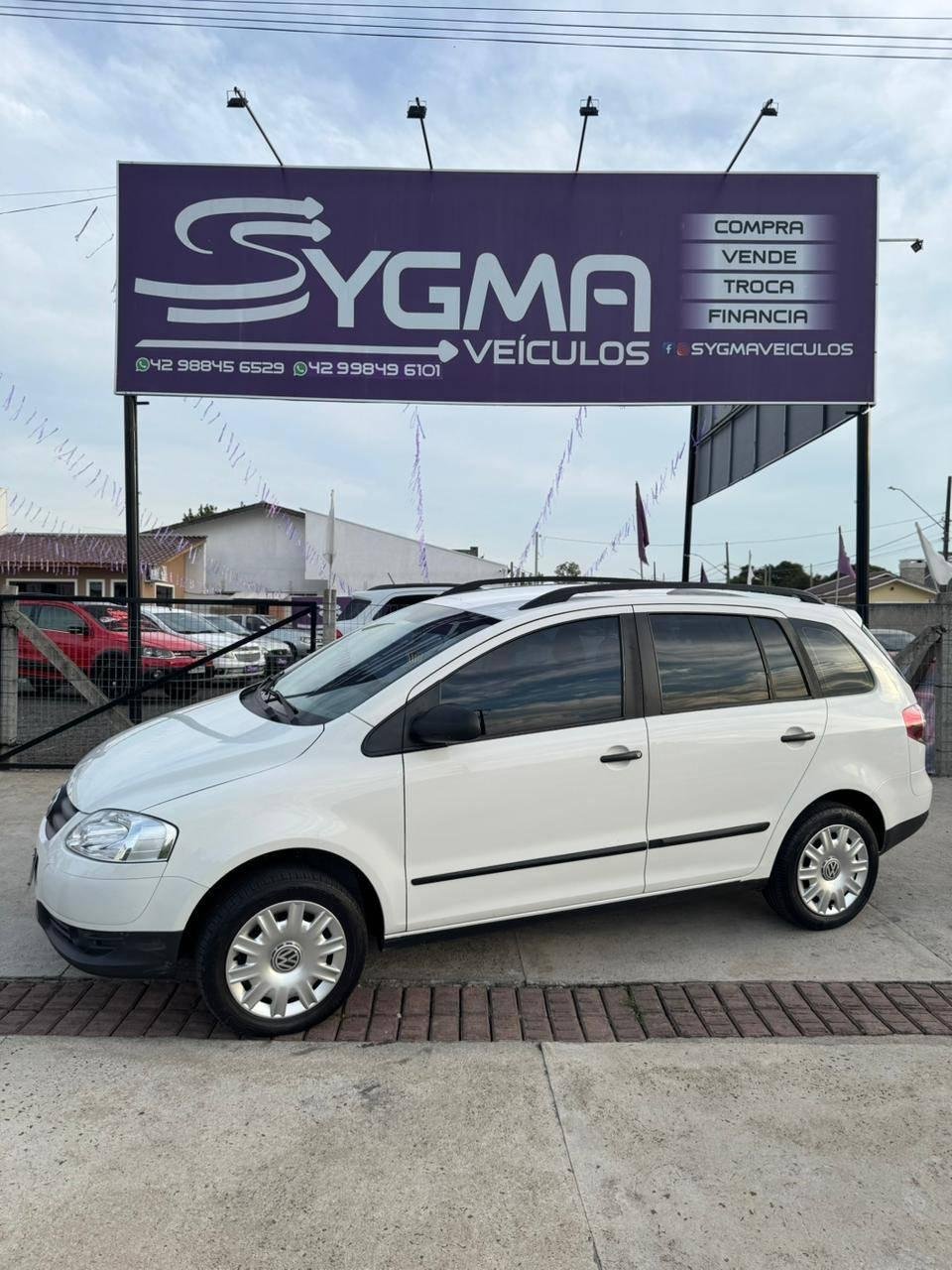 Volkswagen SpaceFox 1.6/ 1.6 Trend Total Flex 8V 5p na cor Branco em São Mateus do Sul / PR - 937510
