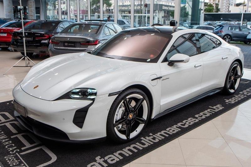 Porsche Taycan 4S (Elétrico) na cor Branco em Curitiba / PR - 937629