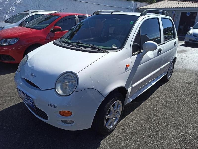 Caoa Chery QQ 1.1/1.0 12V 69cv 5p na cor Branco em Curitiba / PR - 937743