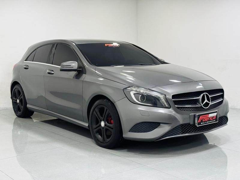 Mercedes-Benz A-200 1.6 TB/Flex Aut. na cor Cinza em Curitiba / PR - 937823