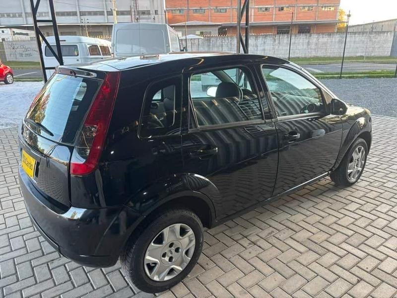 Ford Fiesta 1.0 8V Flex/Class 1.0 8V Flex 5p na cor Preto em Curitiba / PR - 938364