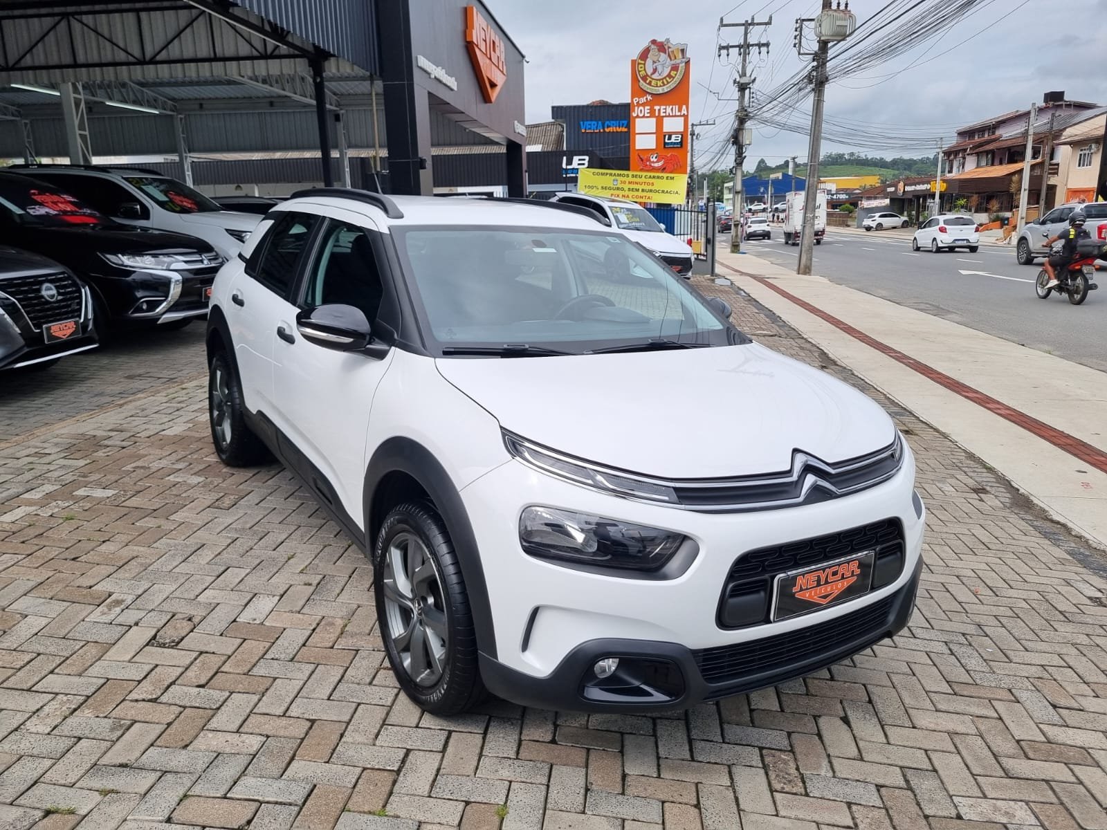 Citroën C4 Cactus FEEL 1.6 16V Flex Mec. na cor Branco em Joinville / SC - 938689
