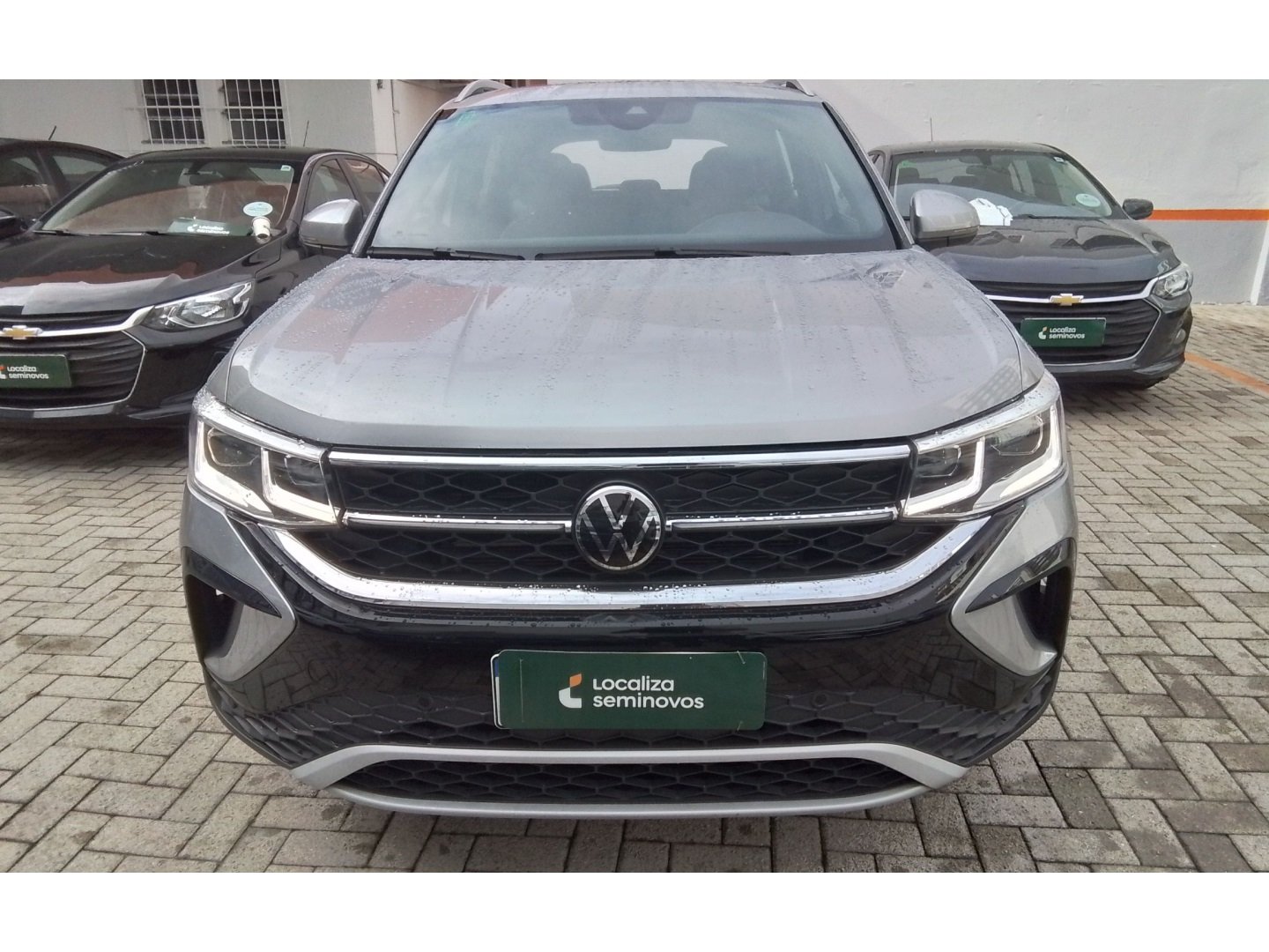 Volkswagen Taos Highline 1.4 250 TSI Flex Aut. na cor Prata em Lages / SC - 938973