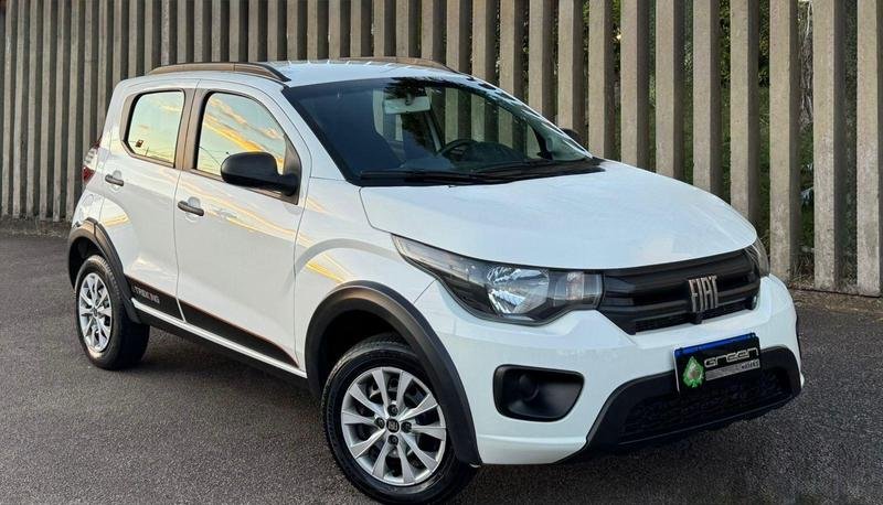 Fiat Mobi LIKE 1.0 Fire Flex 5p. na cor Branco em Curitiba / PR - 939205