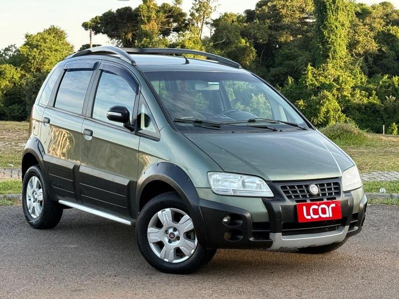 Fiat Idea Advent./ Adv.LOCKER 1.8 mpi Flex 5p na cor Verde em Curitiba / PR - 940051
