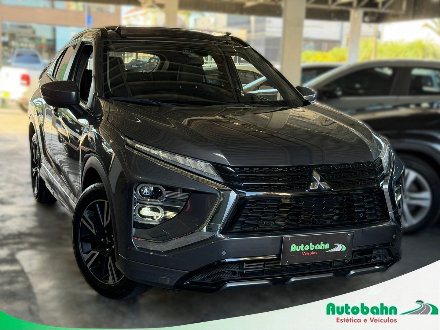 Mitsubishi Eclipse Cross HPE-S 1.5 16V TB 165cv Aut. na cor Cinza em Joinville / SC - 940283