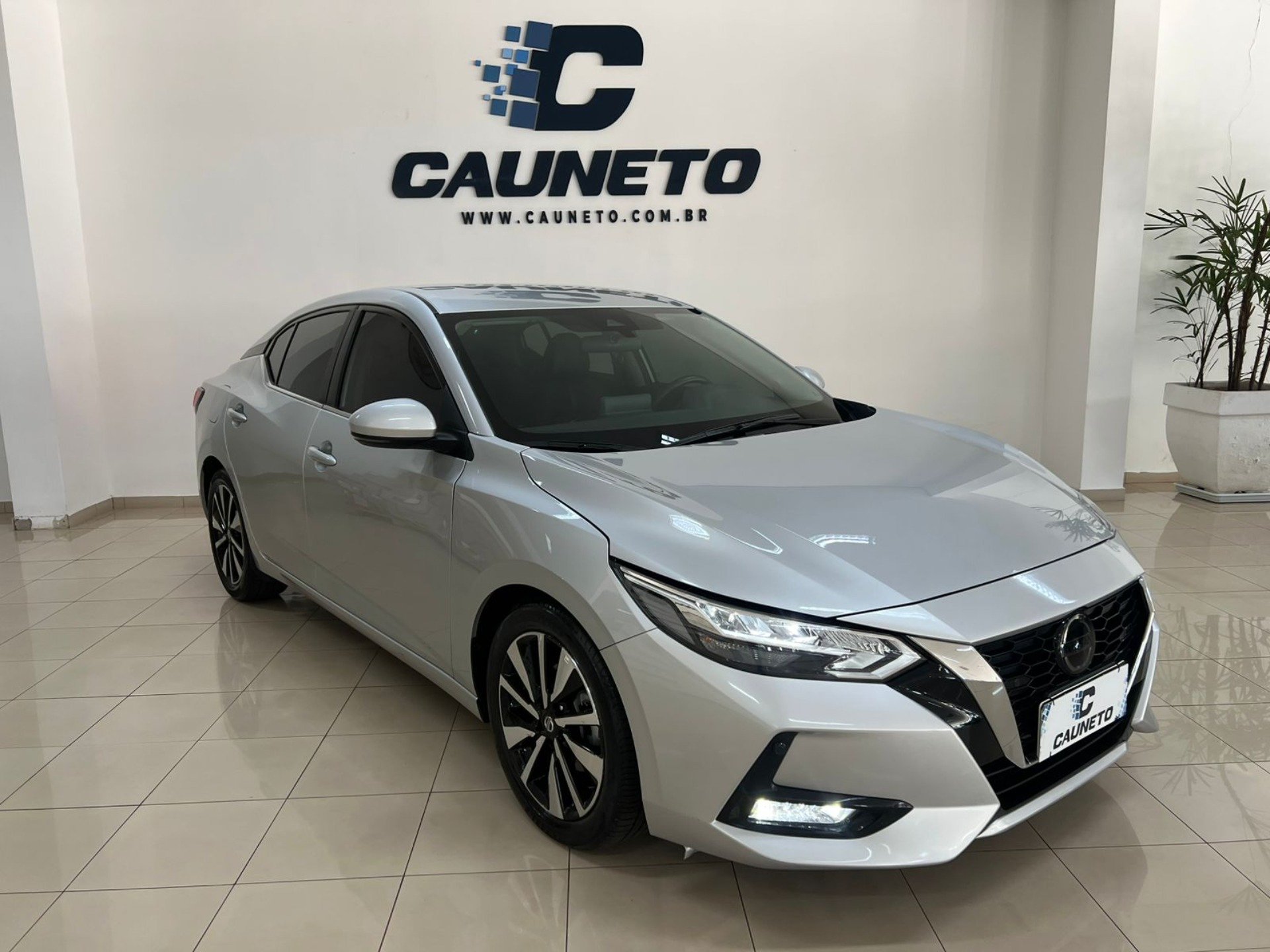 Nissan Sentra Advance 2.0 16V Aut. na cor Prata em Toledo / PR - 940768