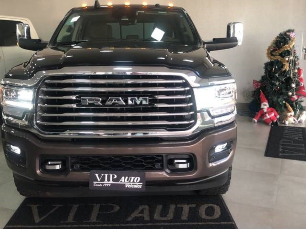 RAM 3500 YELLOWSTONE EDITION 6.7 TB CD Die. na cor Preto em Maringá / PR - 941489