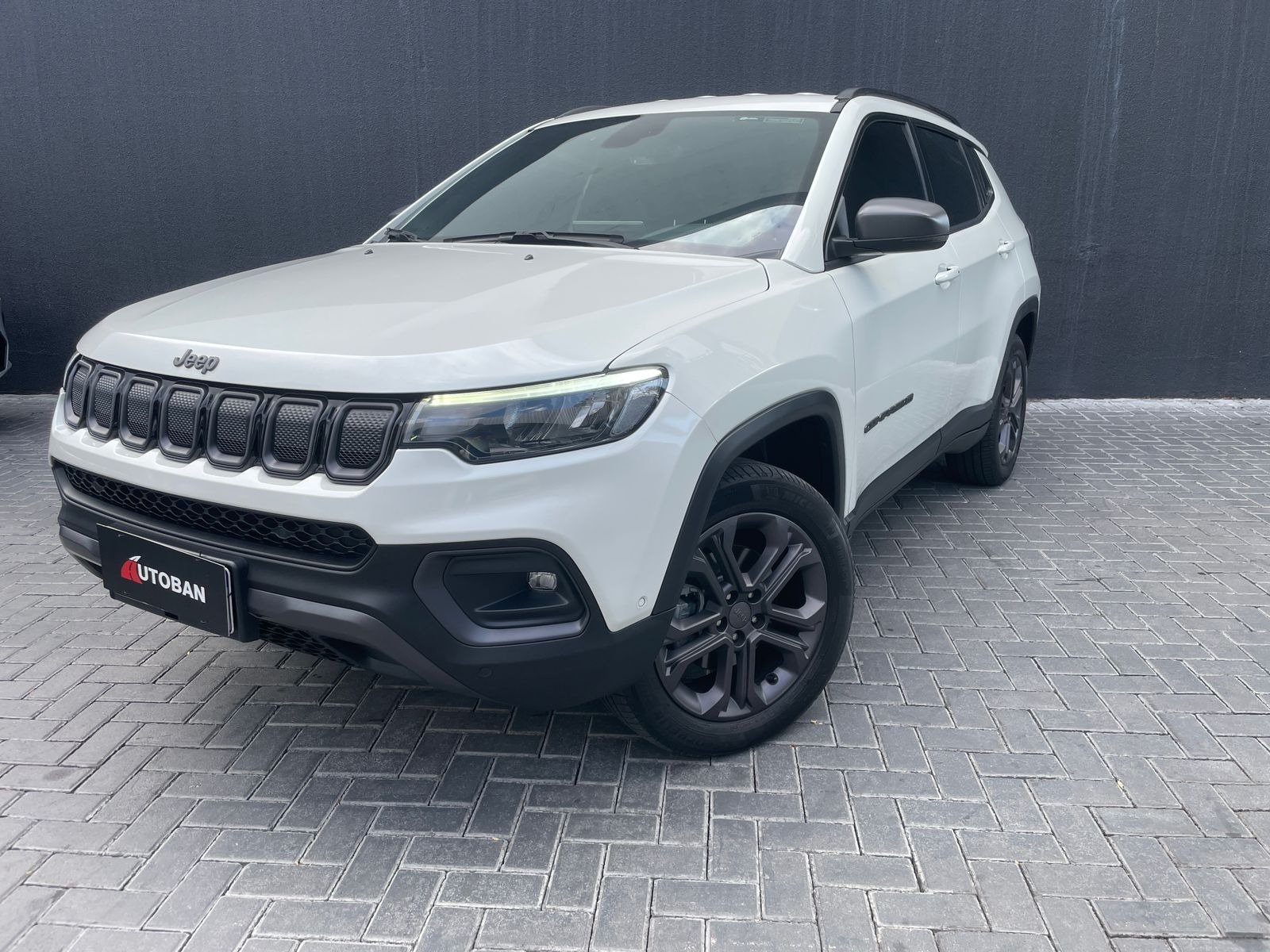 Jeep Compass TD 350 80 Anos 2.0 4x4 Die. Aut. na cor Branco em Curitiba / PR - 941794