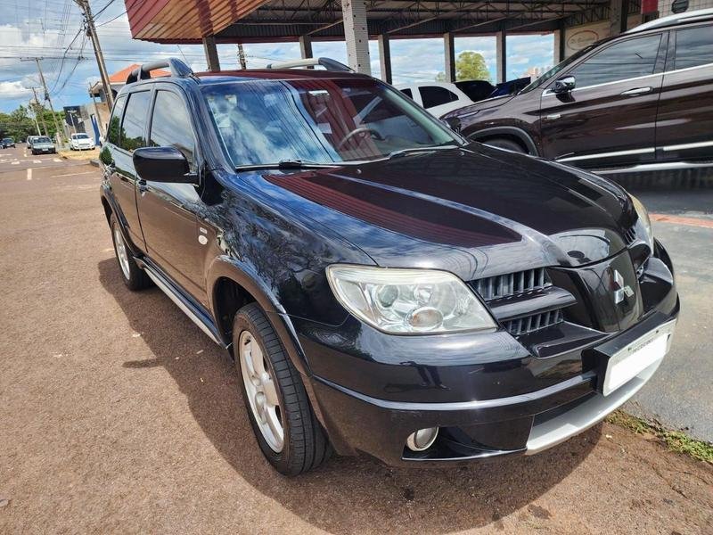 Mitsubishi Airtrek 2.4 16V 163cv/ 136cv 4x4 5p Aut. na cor Preto em Cascavel / PR - 942046
