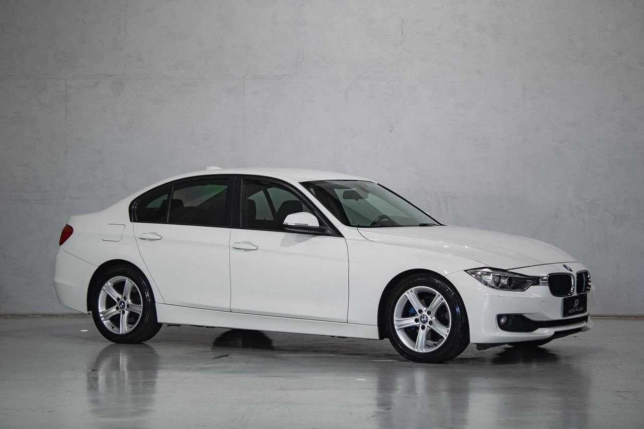 BMW 320i 2.0 Automático na cor Branco em São José dos Pinhais / PR - 942300