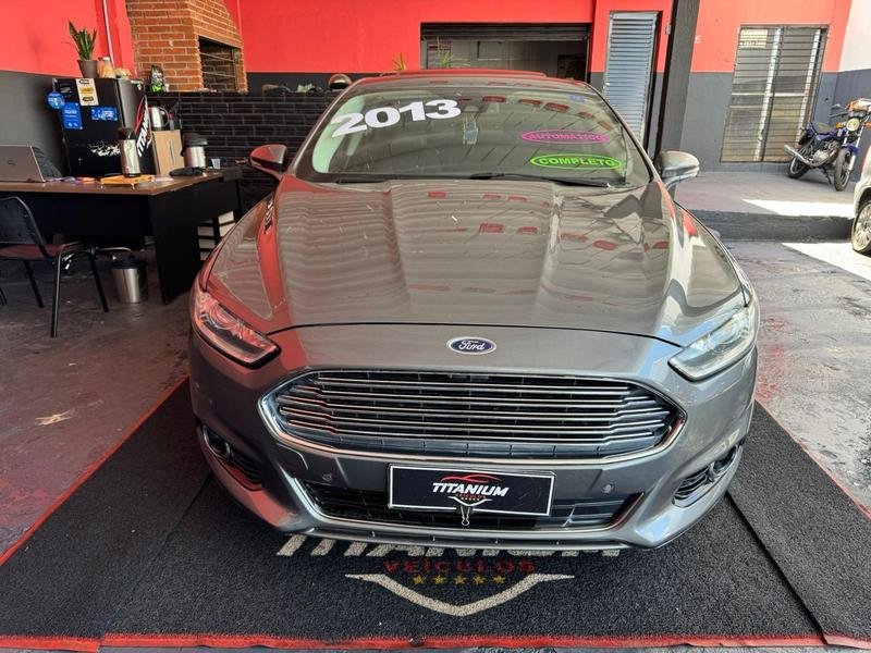 Ford Fusion Titanium 2.0 GTDI Eco. Awd Aut. na cor Cinza em Londrina / PR - 942408