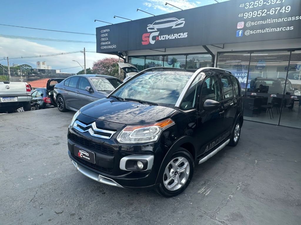 Citroën C3 Aircross GLX 1.6 Flex 16V 5p Mec. na cor Preto em Florianópolis / SC - 942691