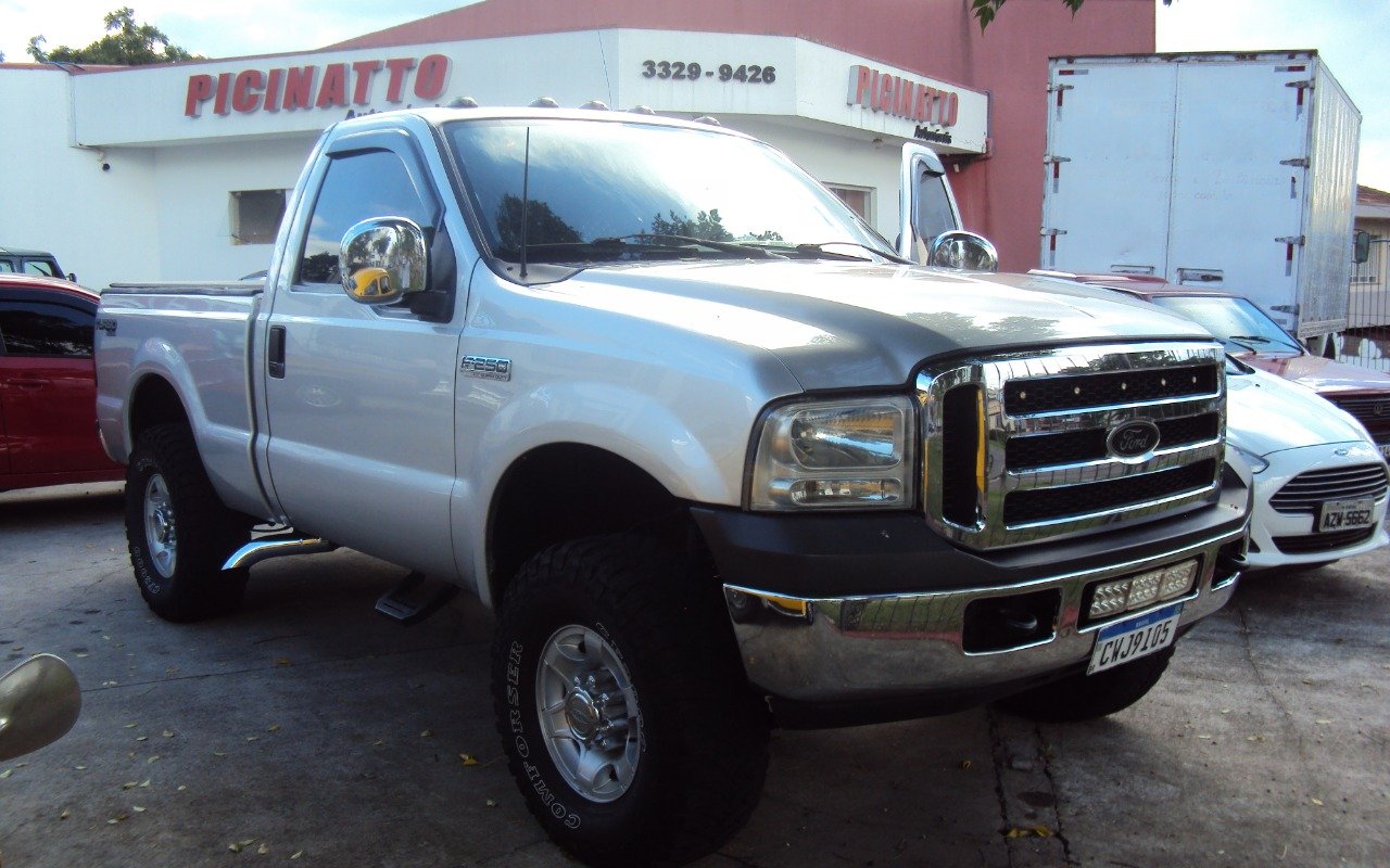 Ford F-250 XL 4.2 V6 na cor Prata em Curitiba / PR - 942736