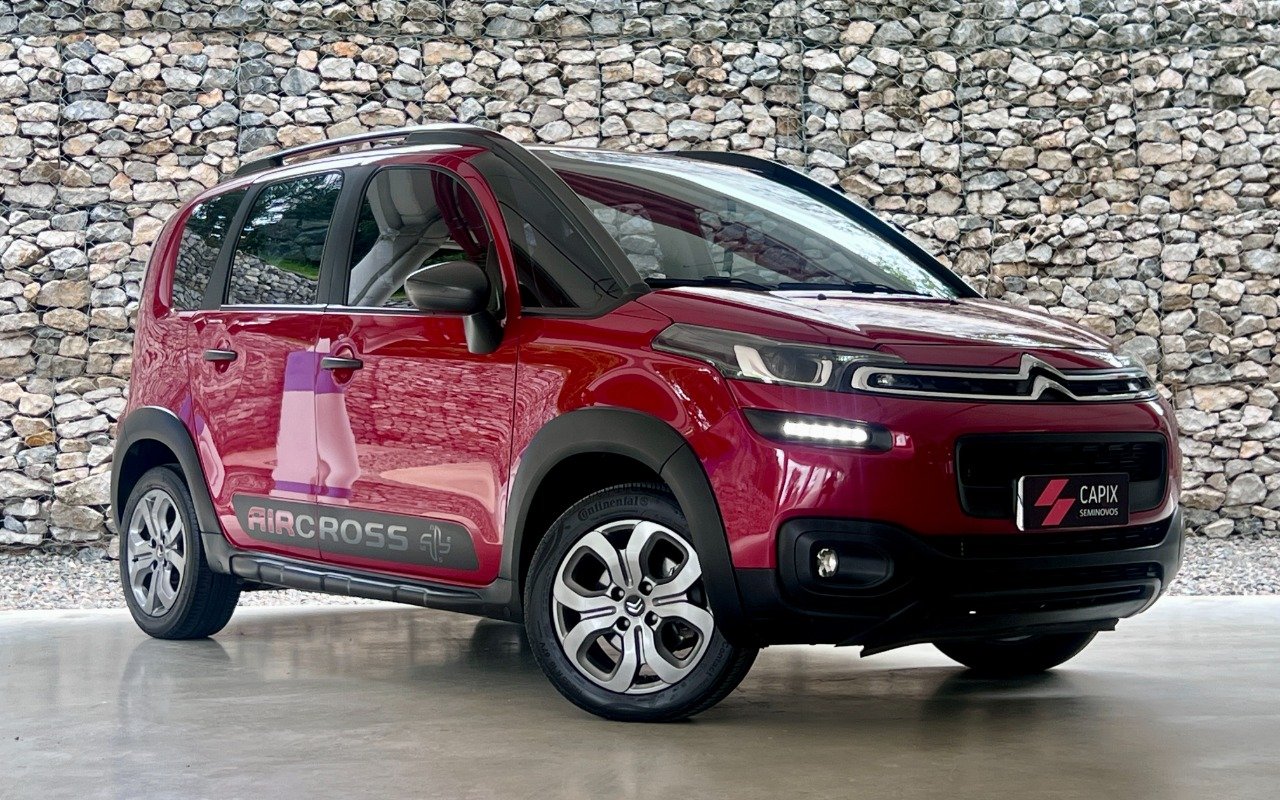 Citroën C3 Aircross Live 1.6 Flex 16V 5p Mec. na cor Vermelho em Curitiba / PR - 943053
