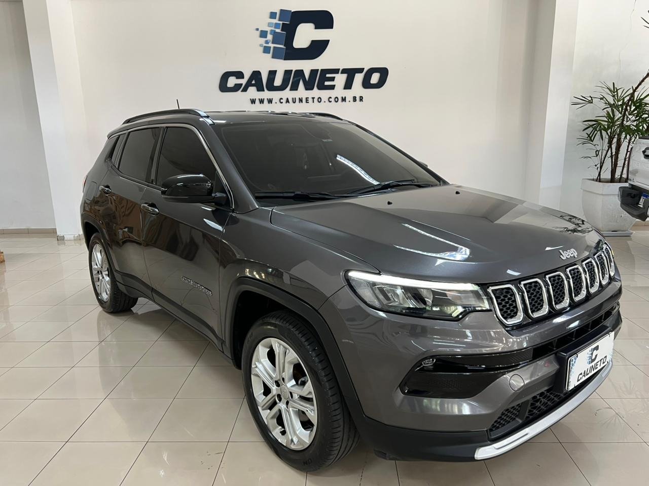 Jeep Compass LONG. T270 1.3 TB 4x2 Flex Aut. na cor Cinza em Toledo / PR - 943375