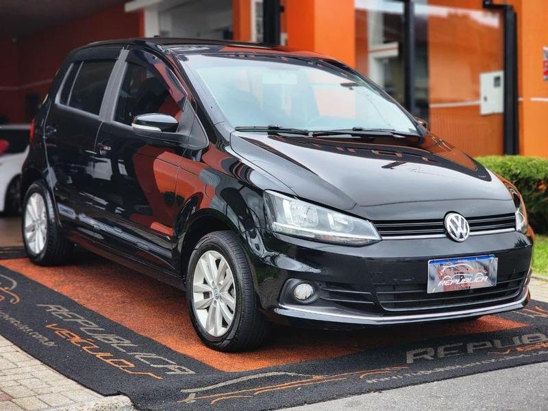 Volkswagen Fox Connect 1.6 Flex 8V 5p na cor Preto em Curitiba / PR - 943487