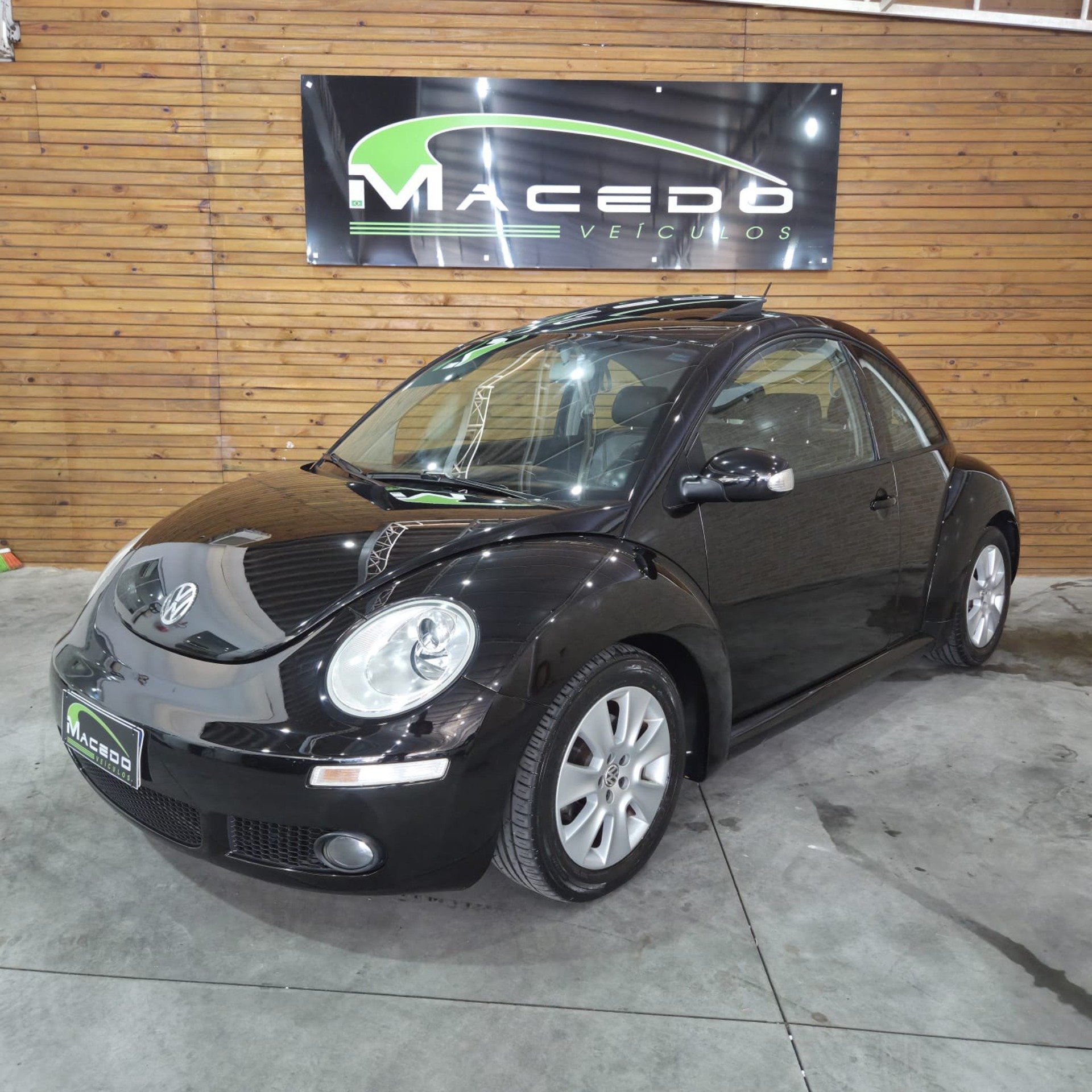 Volkswagen New Beetle 2.0 Mi Mec./Aut. na cor Preto em Florianópolis / SC - 943496
