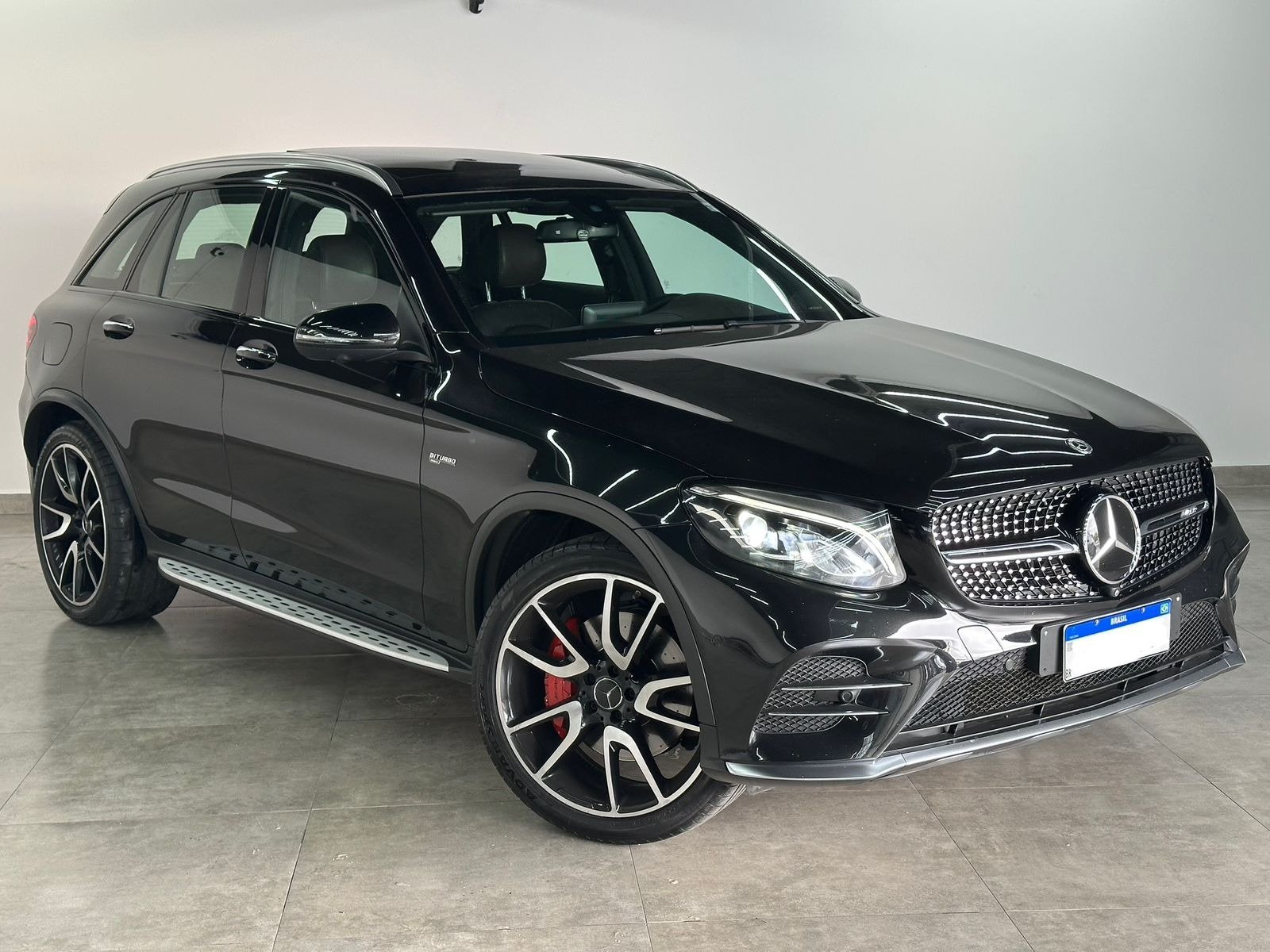 Mercedes-Benz GLC-43 AMG 4MATIC 3.0 V6 Bi-Turbo Aut. na cor Preto em Curitiba / PR - 943570