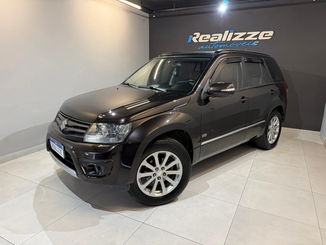 Suzuki Grand Vitara 2.0 16V 4x2/4x4 5p Aut. na cor Marrom em Joinville / SC - 944066