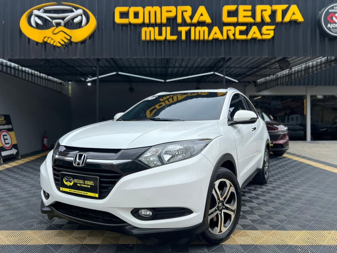 Honda HR-V EXL 1.8 Flexone 16V 5p Aut. na cor Branco em Joinville / SC - 944151