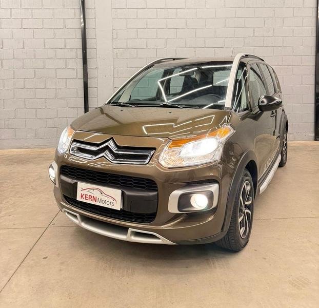 Citroën C3 100 Anos 1.6 16V Flex Aut. na cor Marrom no Canoas / RS - 944195