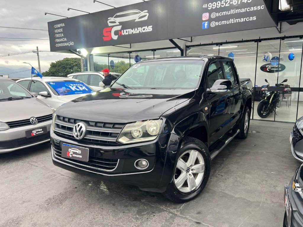 Volkswagen Amarok High.CD 2.0 16V TDI 4x4 Dies. Aut na cor Preto em Florianópolis / SC - 944427