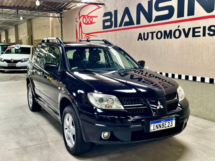 Mitsubishi Airtrek 2.4 16V 163cv/ 136cv 4x4 5p Aut. na cor Preto no Porto Alegre / RS - 944434