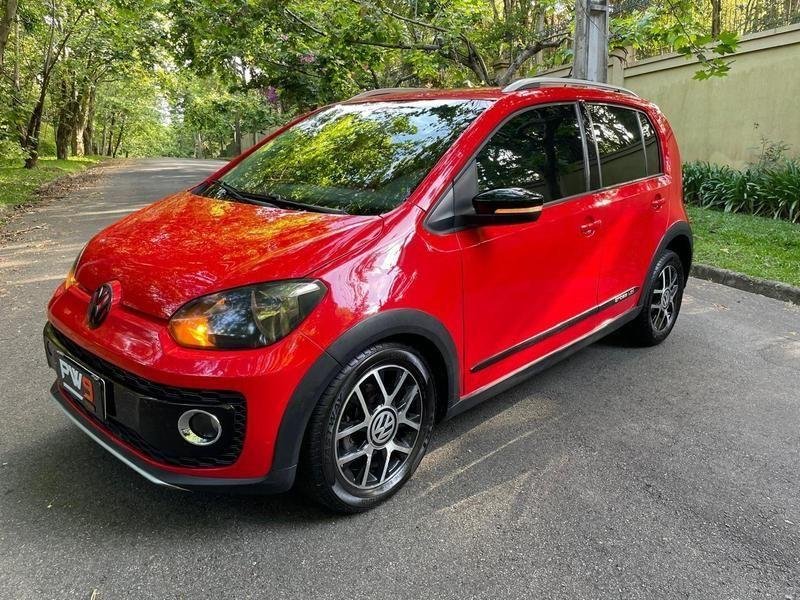 Volkswagen Up! cross 1.0 TSI Total Flex 12V 5p na cor Vermelho em Curitiba / PR - 944522
