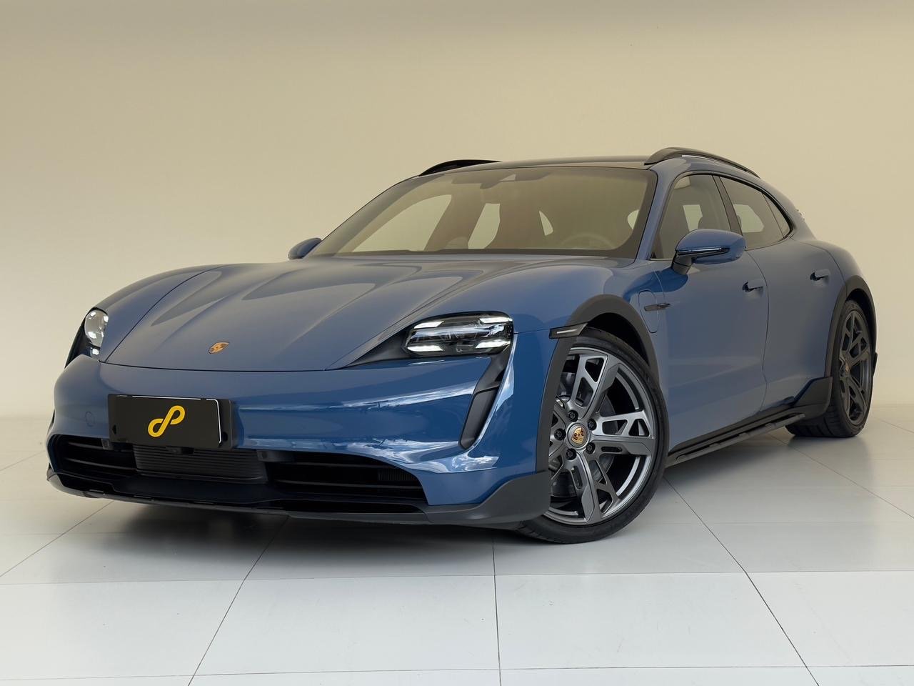 Porsche Taycan 4S Cross Turismo (Elétrico) na cor Azul em Curitiba / PR - 945028