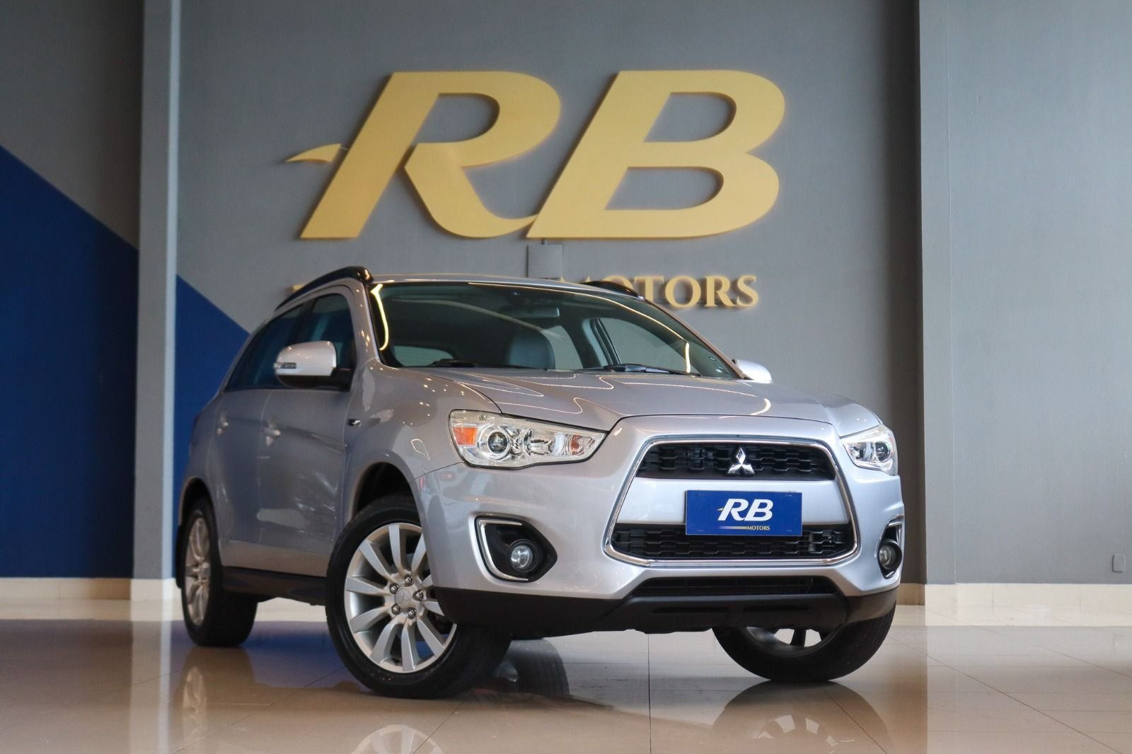Mitsubishi ASX 2.0 16V 160cv Aut. na cor Prata em Itajaí / SC - 945329